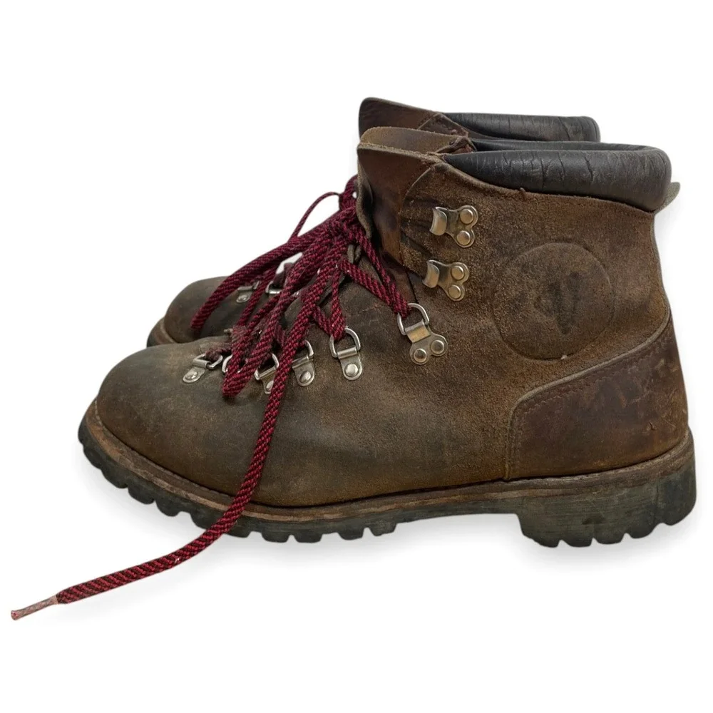 Vintage Vasque Mountaineering Hiking Boots Mens 10.5 D Brown Leather Lace Up